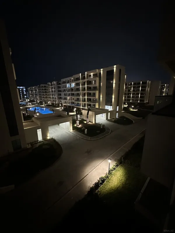 Kirayə verilir 2 otaqlı mənzil 96 m²