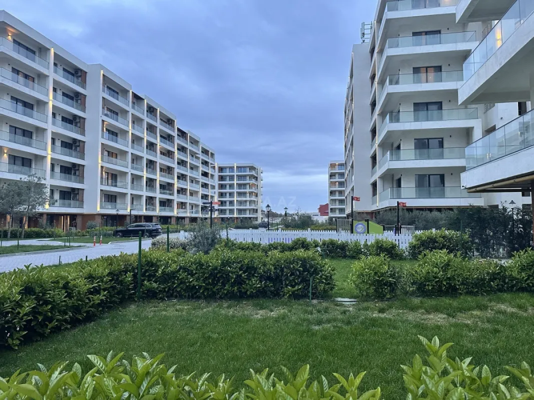 Kirayə verilir 2 otaqlı mənzil 96 m²