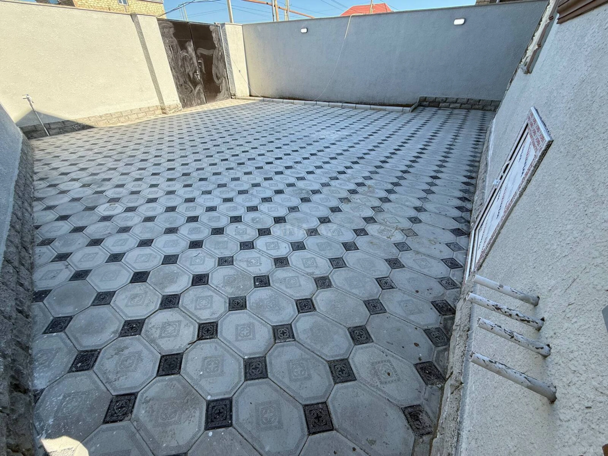 Satılır 4 otaqlı həyət evi 132 m²