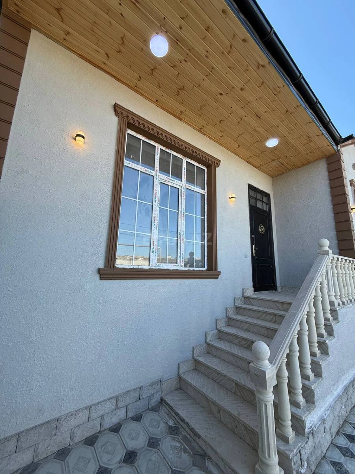 Satılır 4 otaqlı həyət evi 132 m²