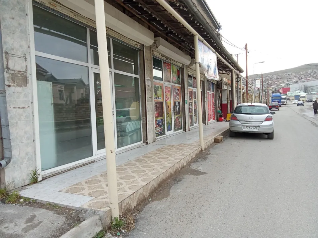 Satılır obyekt 100 m²