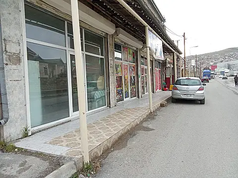 Satılır obyekt 100 m²