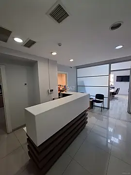Satılır 3 otaqlı ofis 108 m²