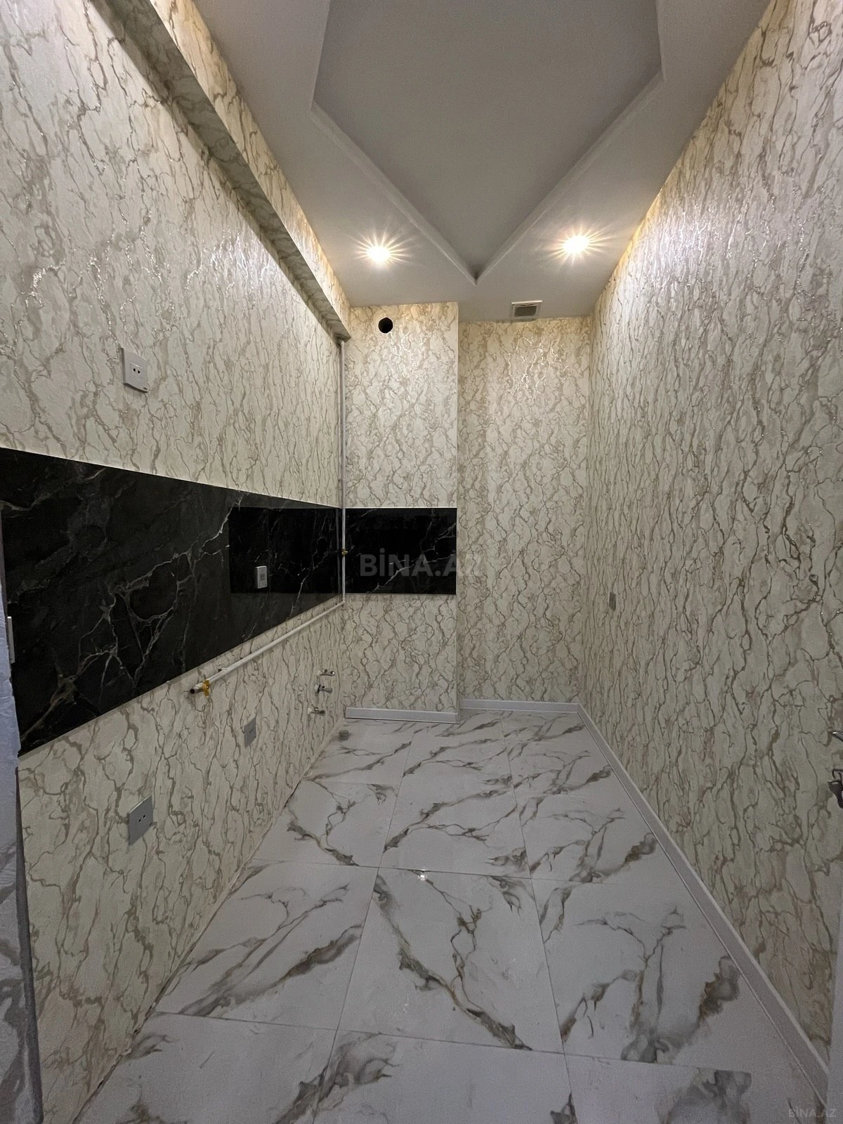 Satılır 2 otaqlı mənzil 63 m²