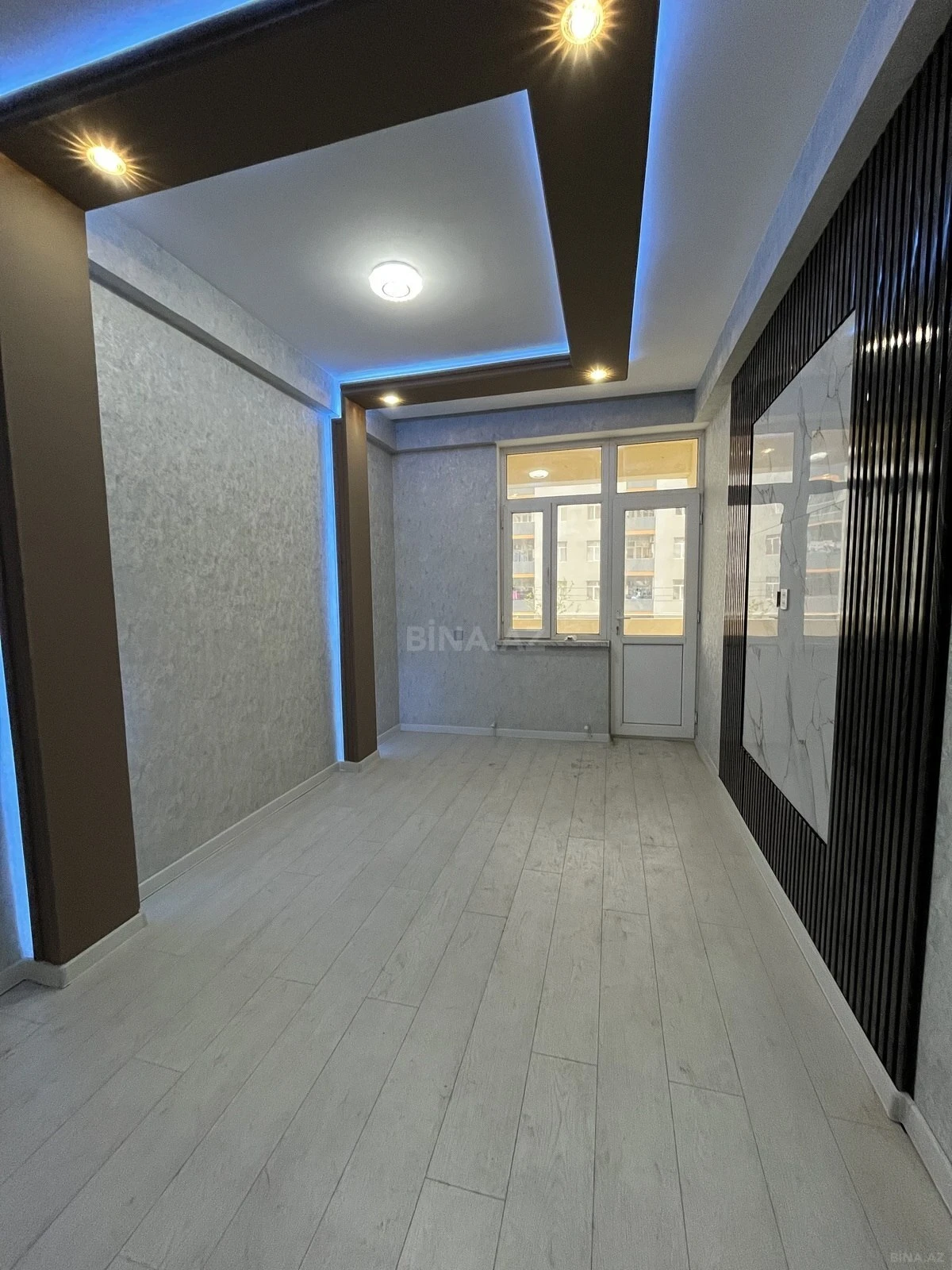 Satılır 2 otaqlı mənzil 63 m²