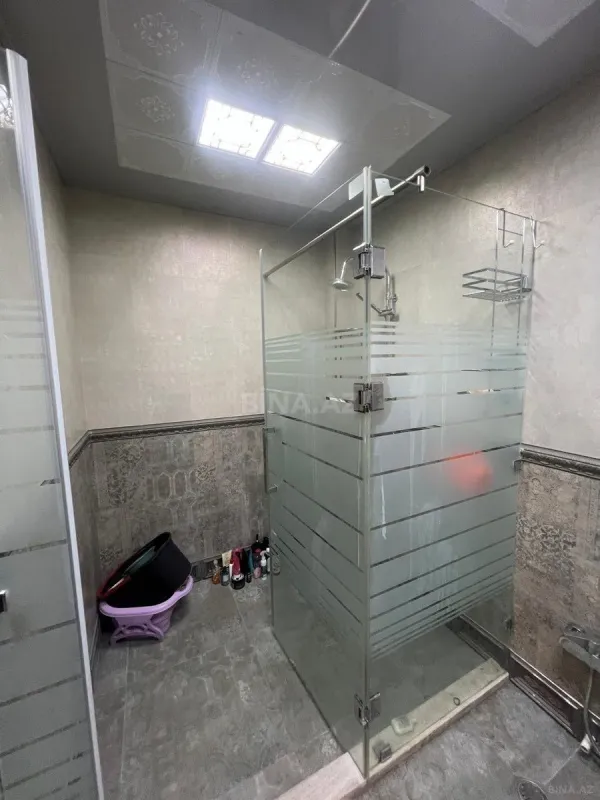 Satılır 3 otaqlı mənzil 150 m²