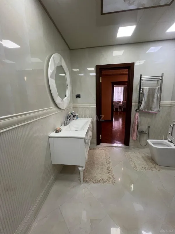 Satılır 3 otaqlı mənzil 150 m²
