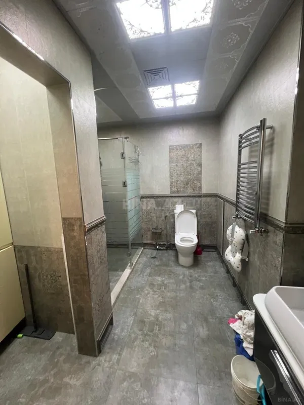 Satılır 3 otaqlı mənzil 150 m²