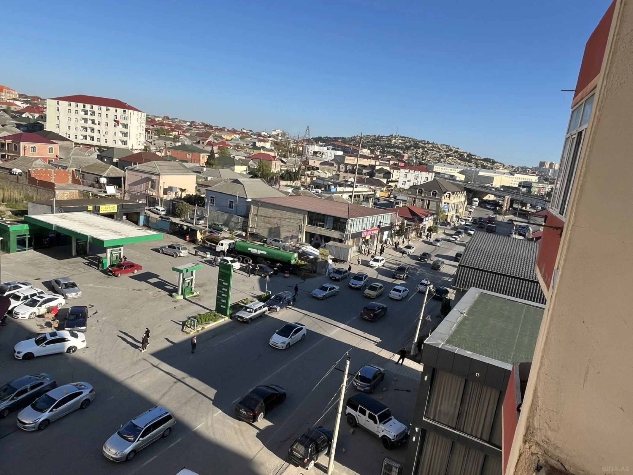 Satılır 2 otaqlı mənzil 84 m²