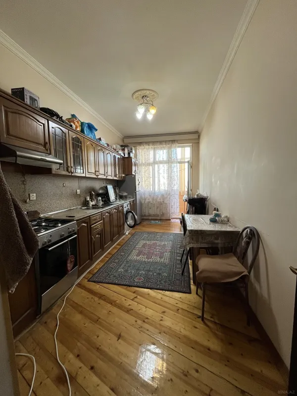 Satılır 2 otaqlı mənzil 84 m²