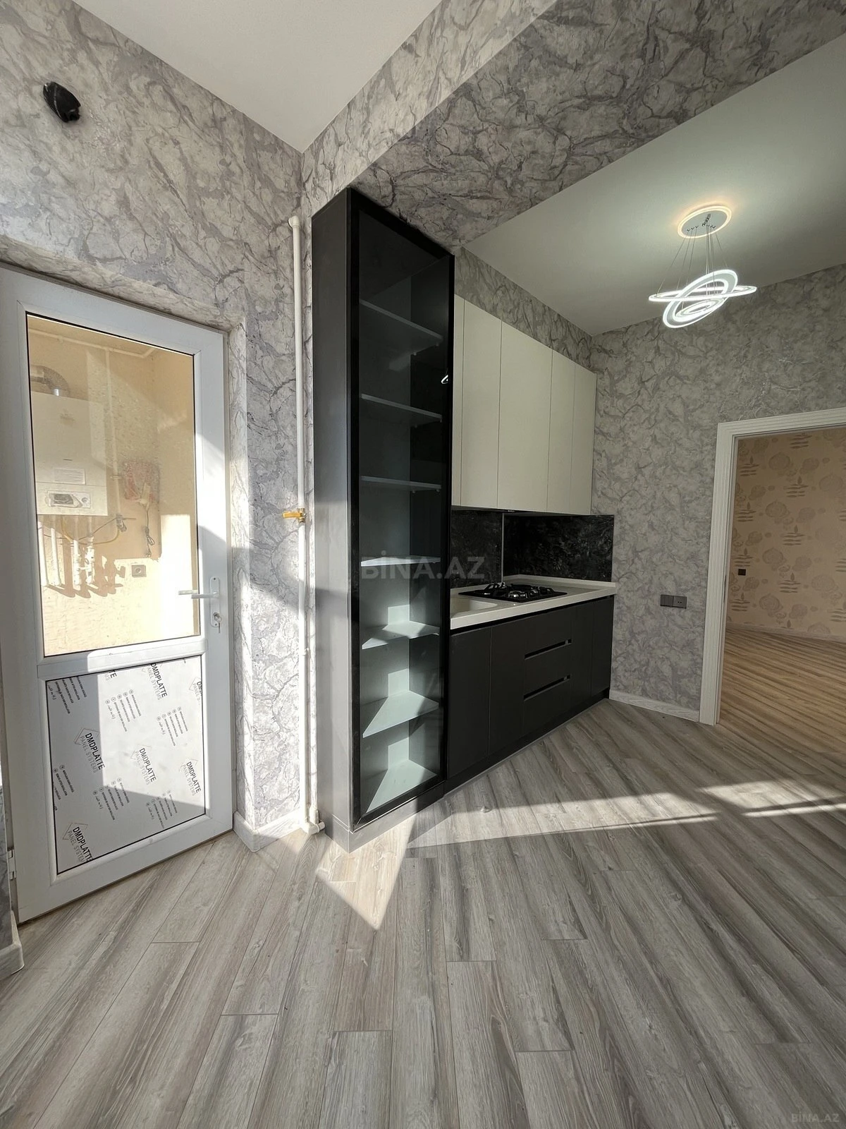 Satılır 3 otaqlı mənzil 85 m²