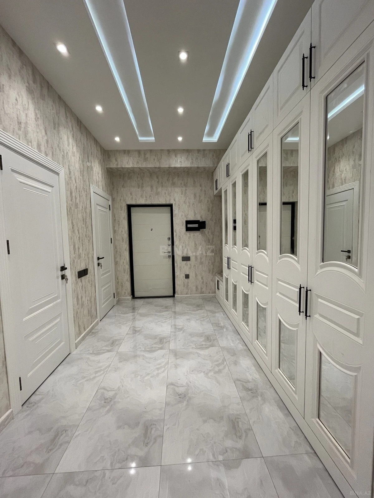 Satılır 3 otaqlı mənzil 85 m²