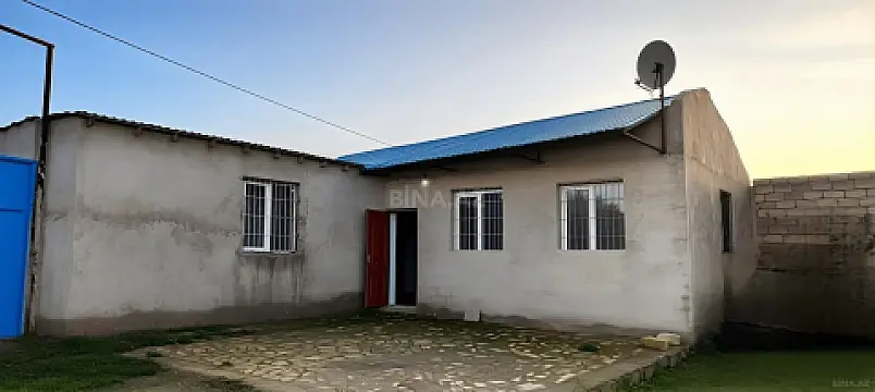 Satılır 3 otaqlı həyət evi 110 m²