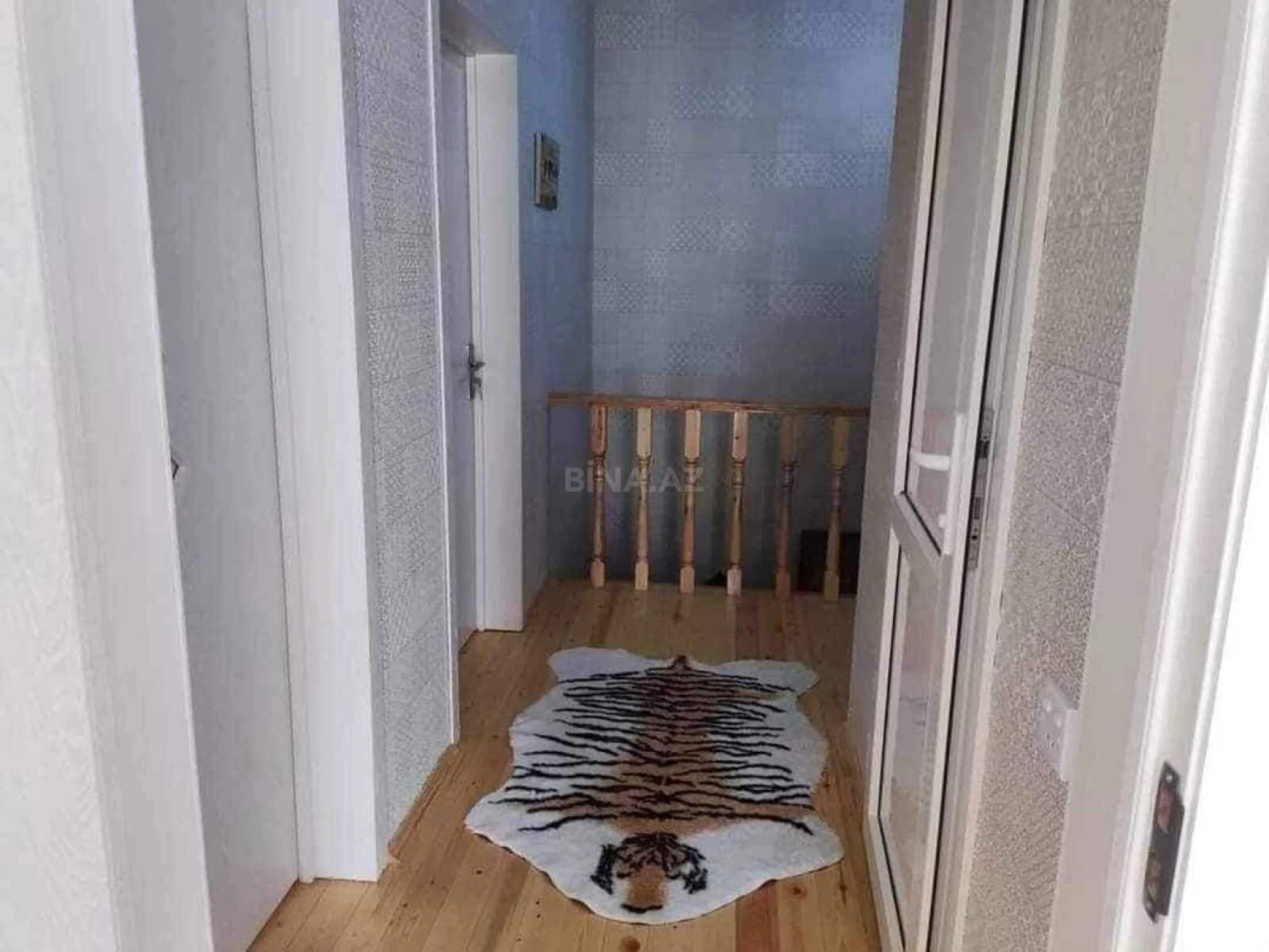 Satılır 7 otaqlı həyət evi 308 m²