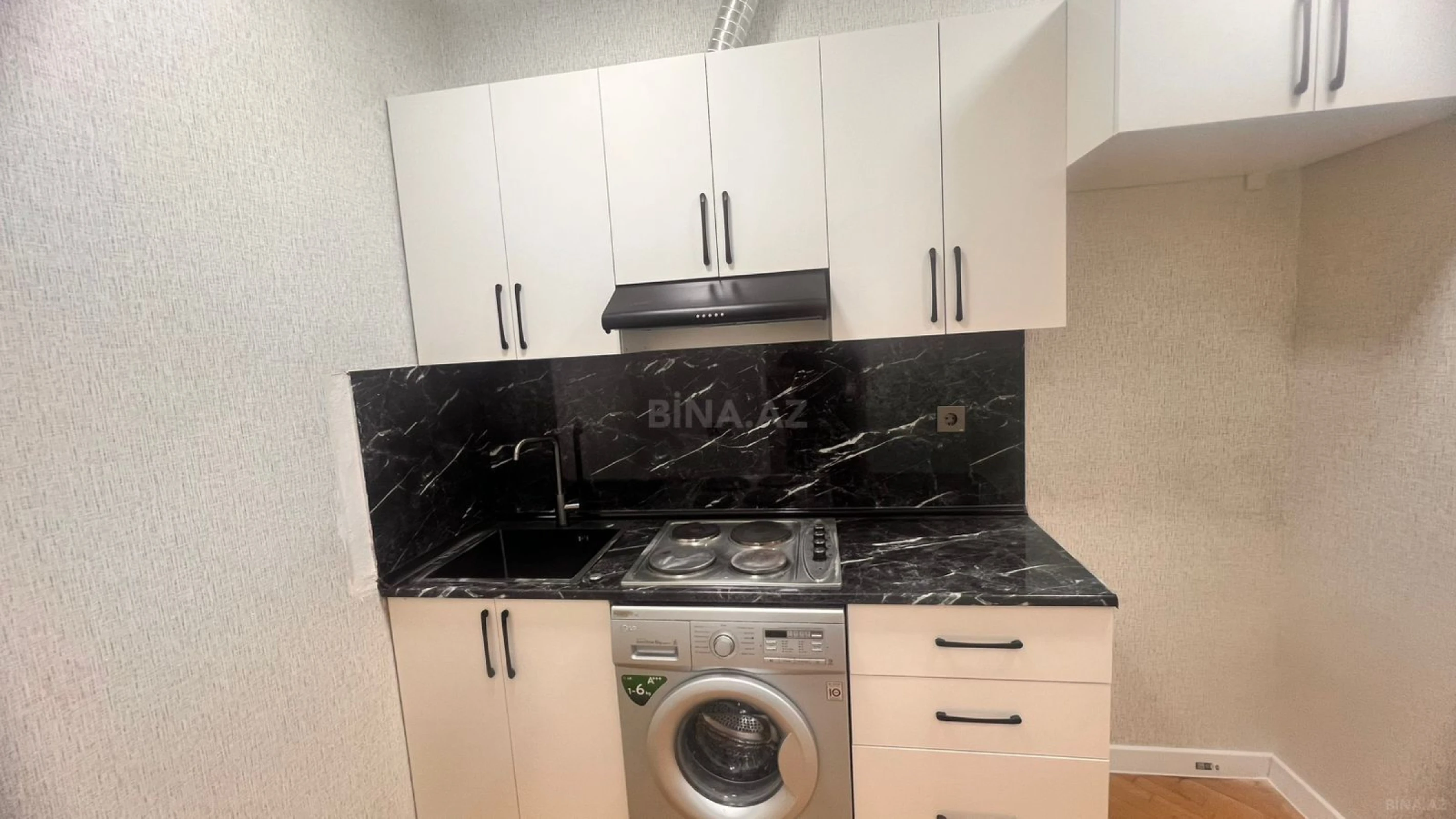 Satılır 2 otaqlı mənzil 62 m²