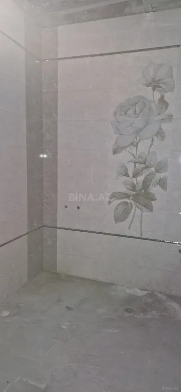 Satılır 3 otaqlı mənzil 137 m²