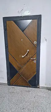 Satılır 3 otaqlı mənzil 137 m²