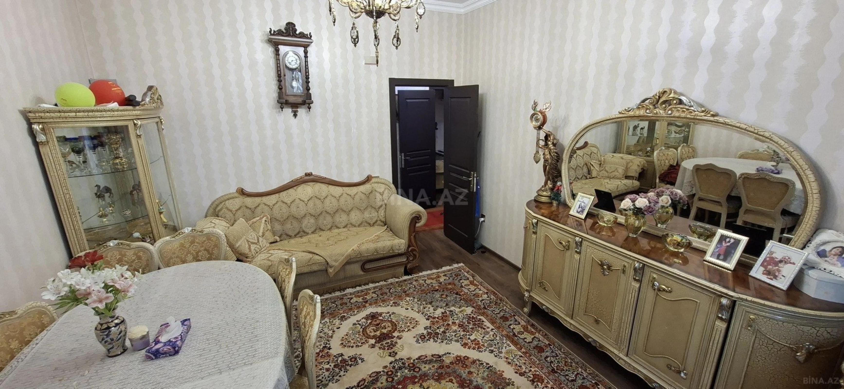 Satılır 2 otaqlı mənzil 70 m²