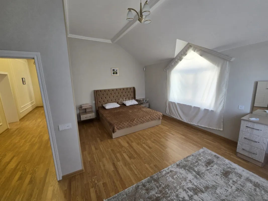Kirayə verilir 5 otaqlı həyət evi 250 m²