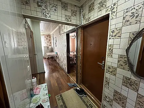 Satılır 2 otaqlı mənzil 56 m² — Bakı, Həzi Aslanov qəs. 2 otaq 56.00 m²