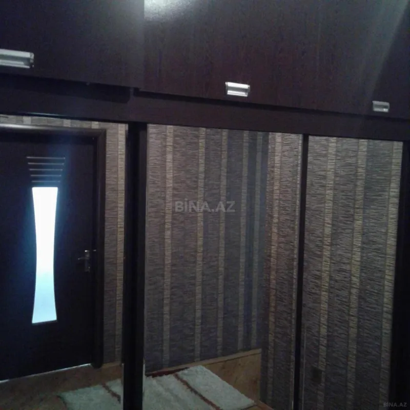 Satılır 3 otaqlı mənzil 120 m²