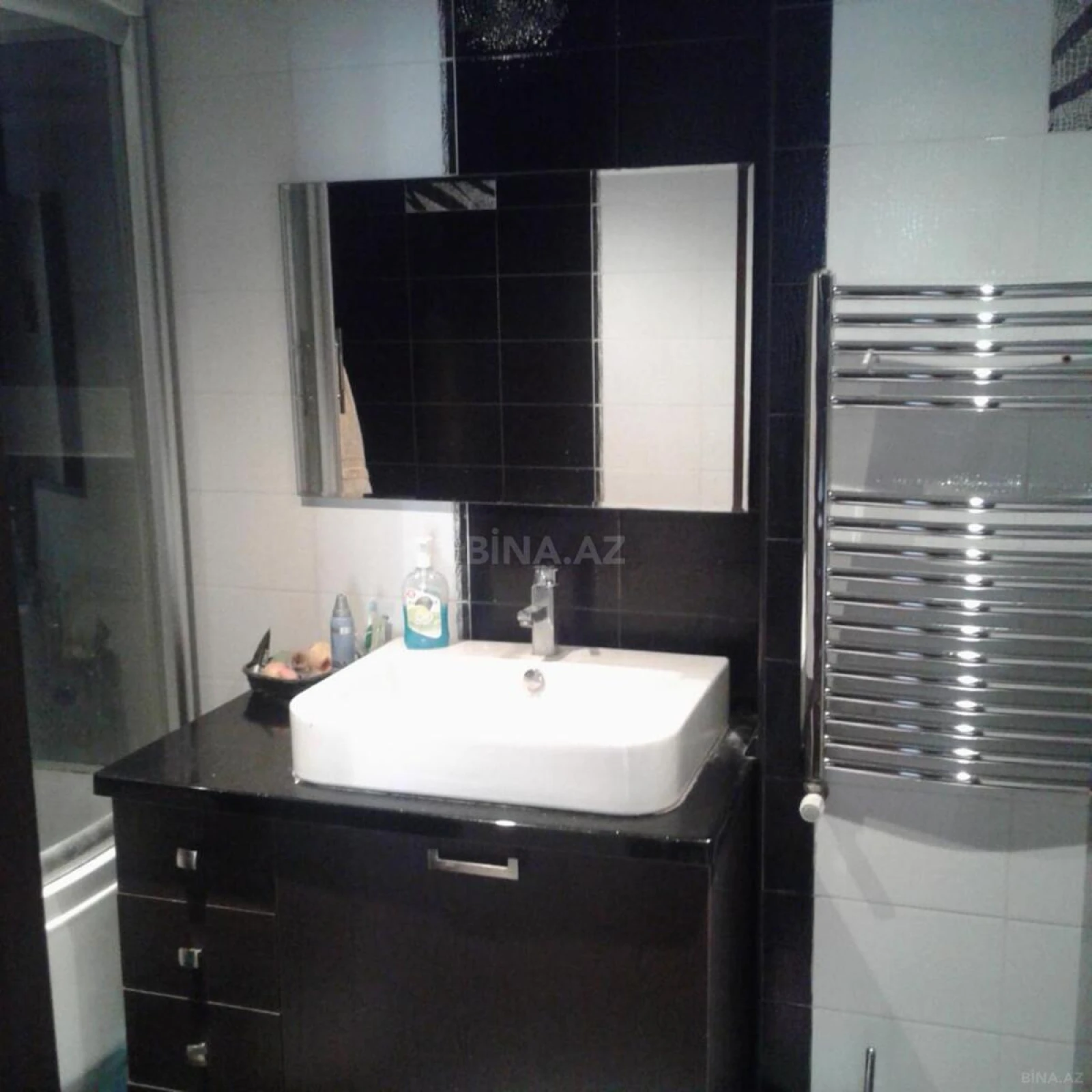 Satılır 3 otaqlı mənzil 120 m²