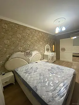 Kirayə verilir 2 otaqlı mənzil 100 m²