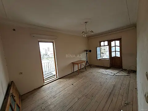 Satılır 1 otaqlı mənzil 42 m²