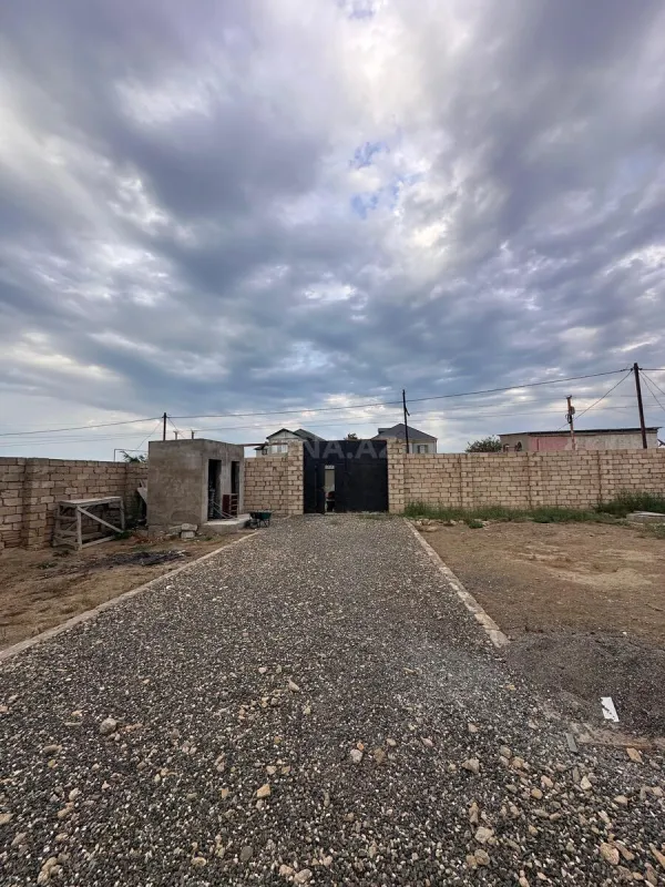 Satılır 4 otaqlı həyət evi 170 m²