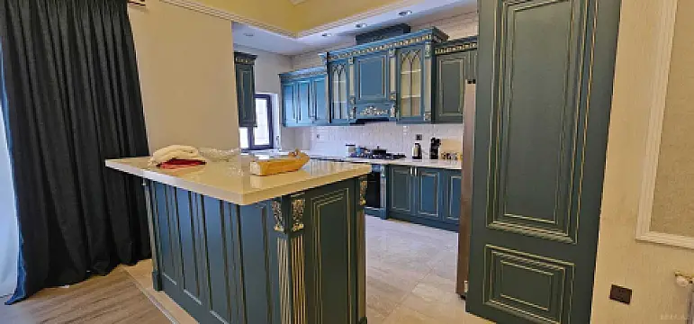 Kirayə verilir 4 otaqlı həyət evi 200 m²