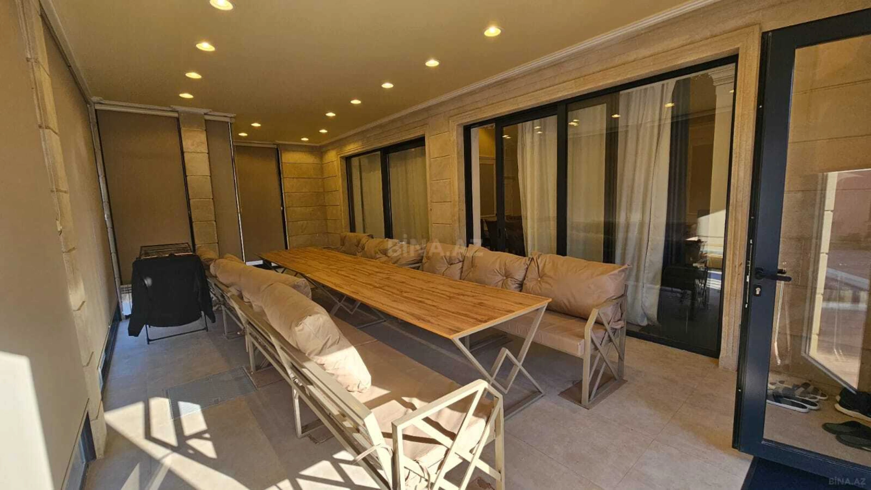 Kirayə verilir 4 otaqlı həyət evi 200 m²