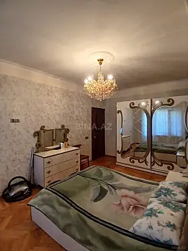 Satılır 4 otaqlı mənzil 95 m²
