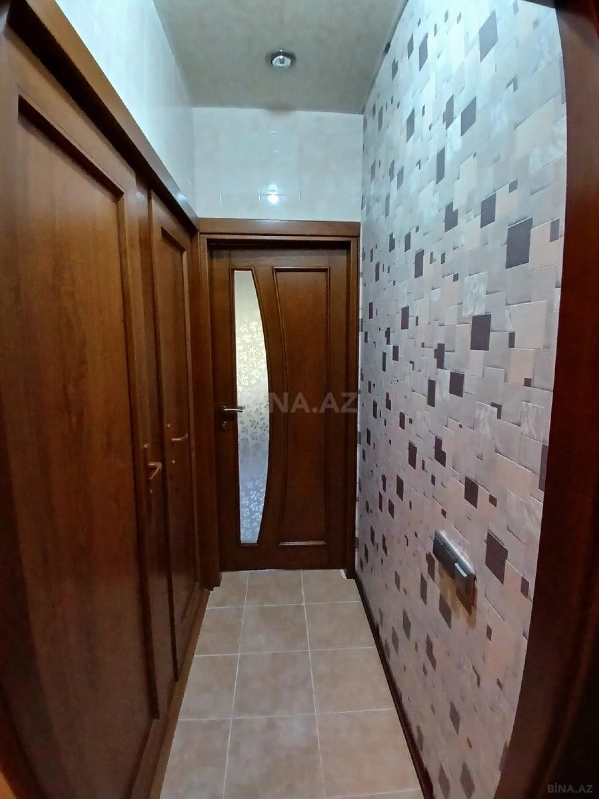 Satılır 4 otaqlı mənzil 95 m²