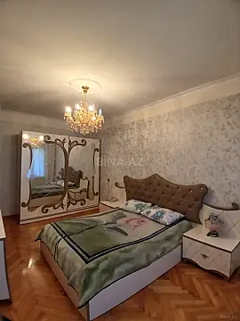 Satılır 4 otaqlı mənzil 95 m²