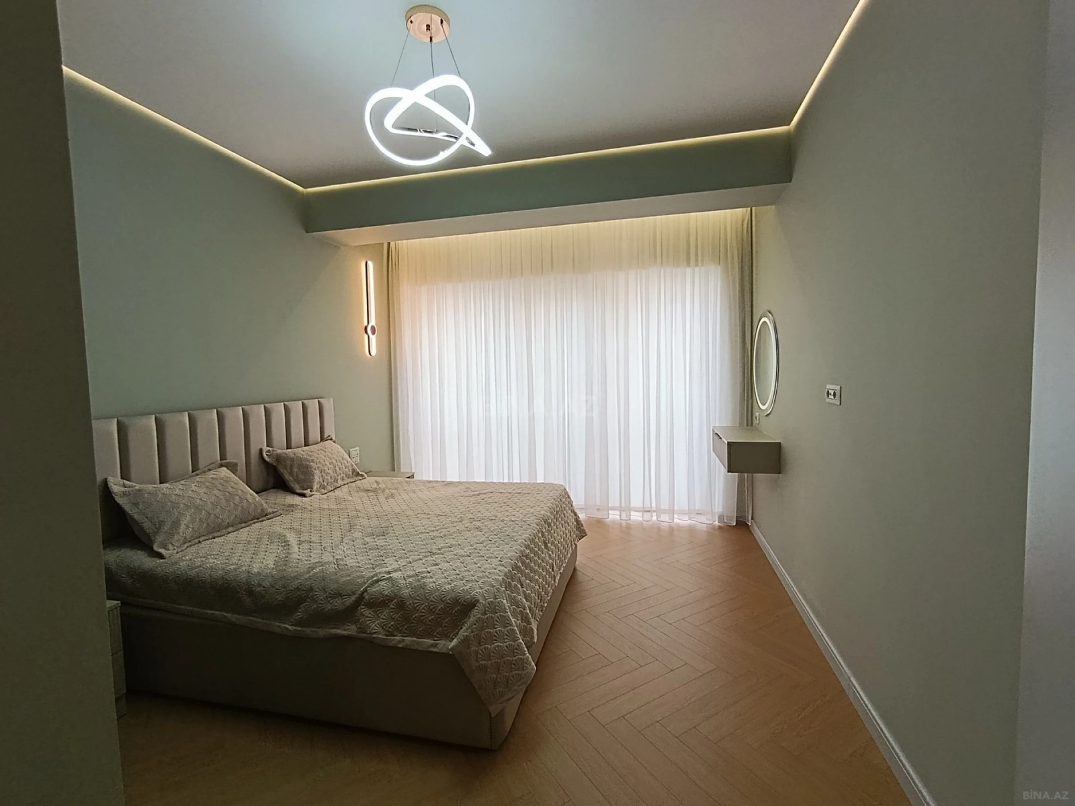 Kirayə verilir 3 otaqlı mənzil 145 m²