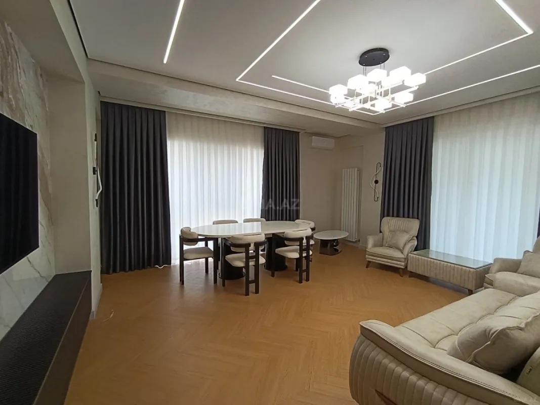 Kirayə verilir 3 otaqlı mənzil 145 m²