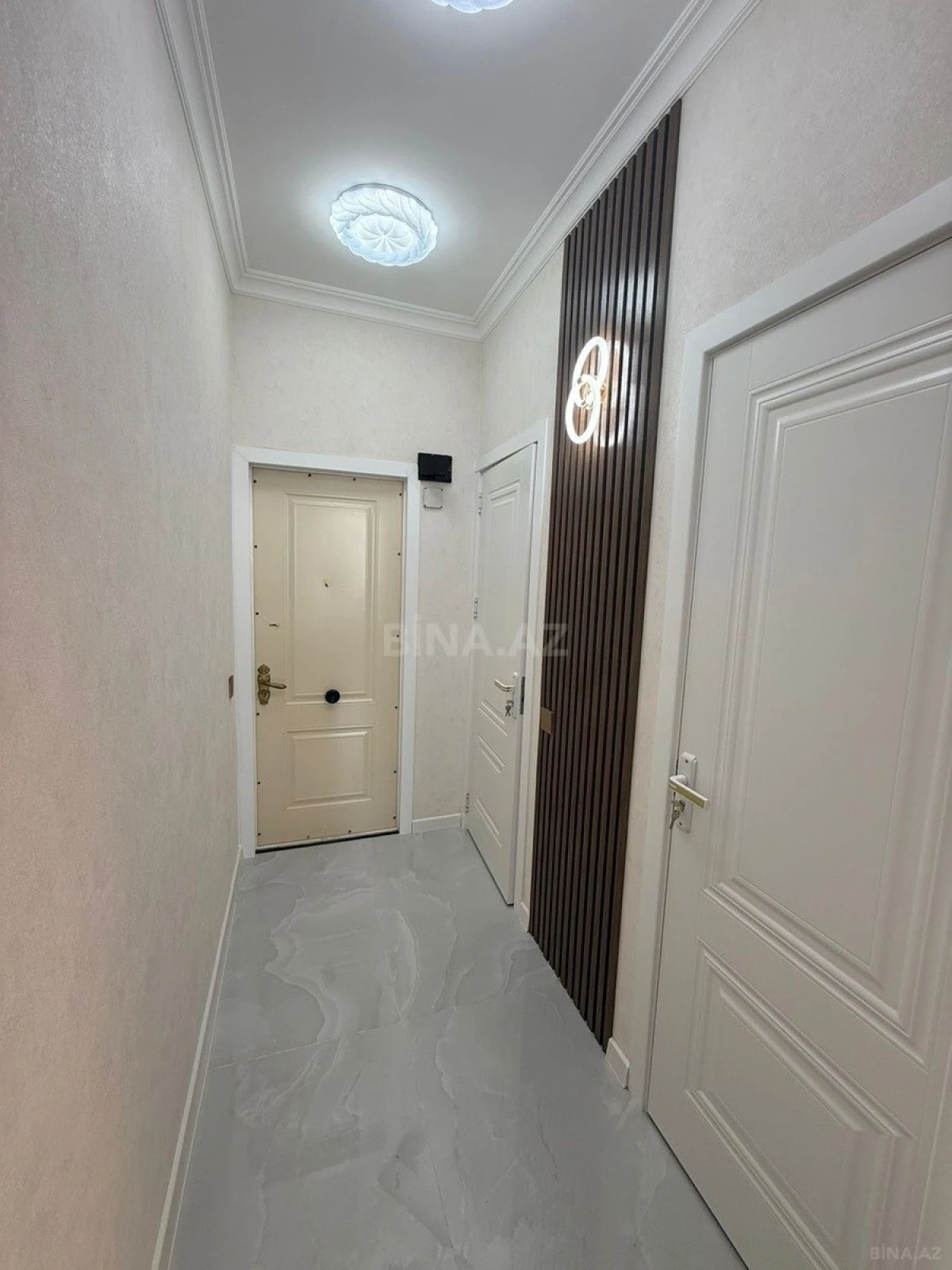 Satılır 2 otaqlı mənzil 42 m²