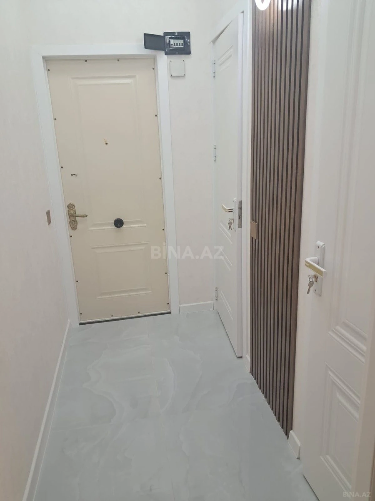 Satılır 2 otaqlı mənzil 42 m²