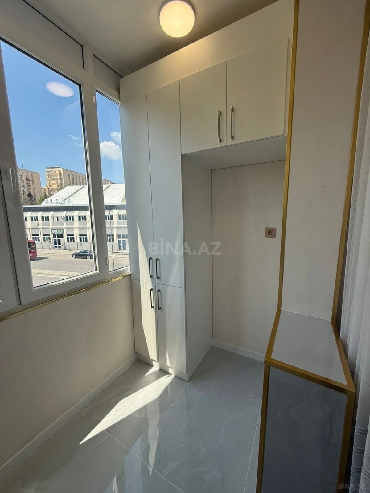 Satılır 2 otaqlı mənzil 42 m²