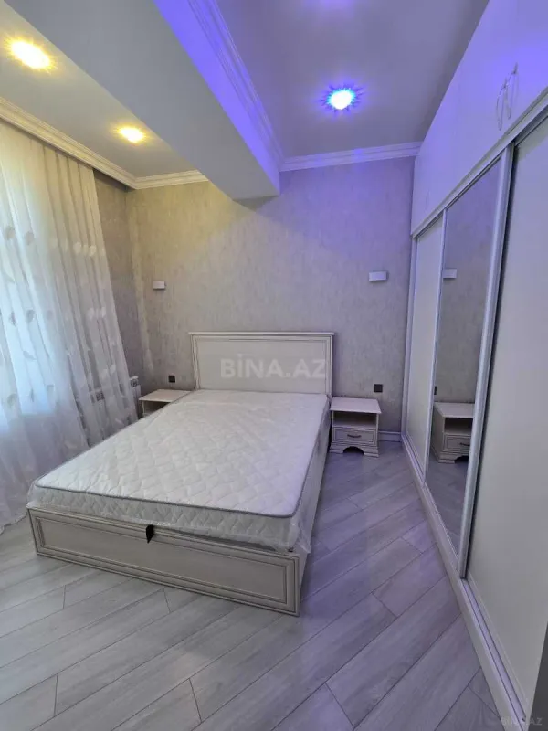 Kirayə verilir 2 otaqlı mənzil 70 m²