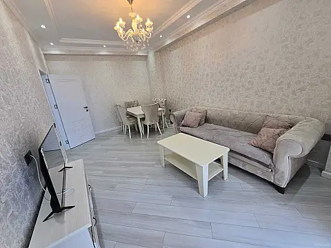 Kirayə verilir 2 otaqlı mənzil 70 m² — Bakı 2 otaq 70.00 m²