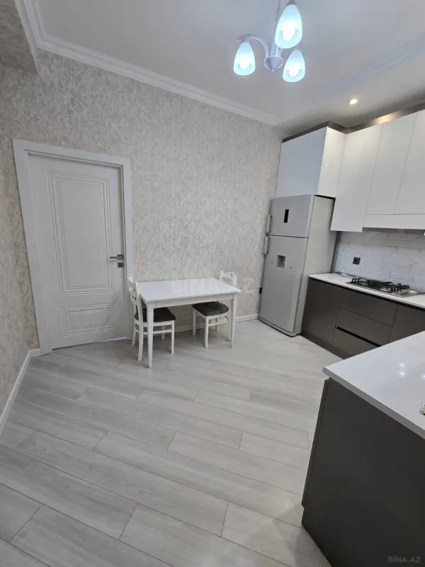 Kirayə verilir 2 otaqlı mənzil 70 m²