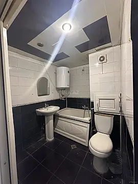 Satılır 1 otaqlı mənzil 42 m²