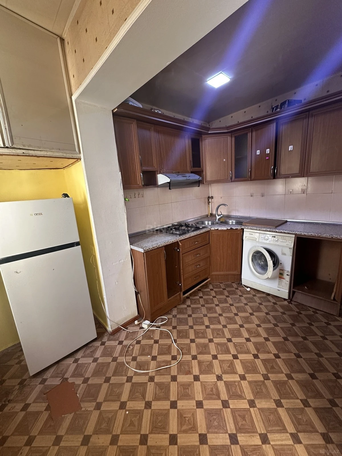 Satılır 1 otaqlı mənzil 42 m²