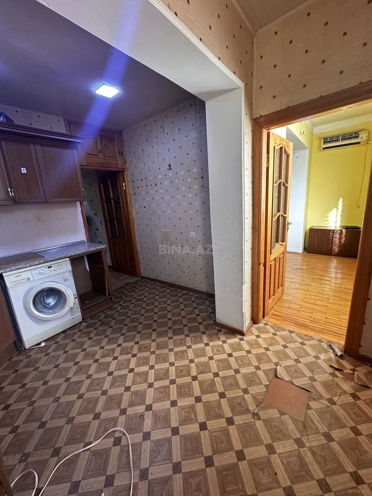 Satılır 1 otaqlı mənzil 42 m²