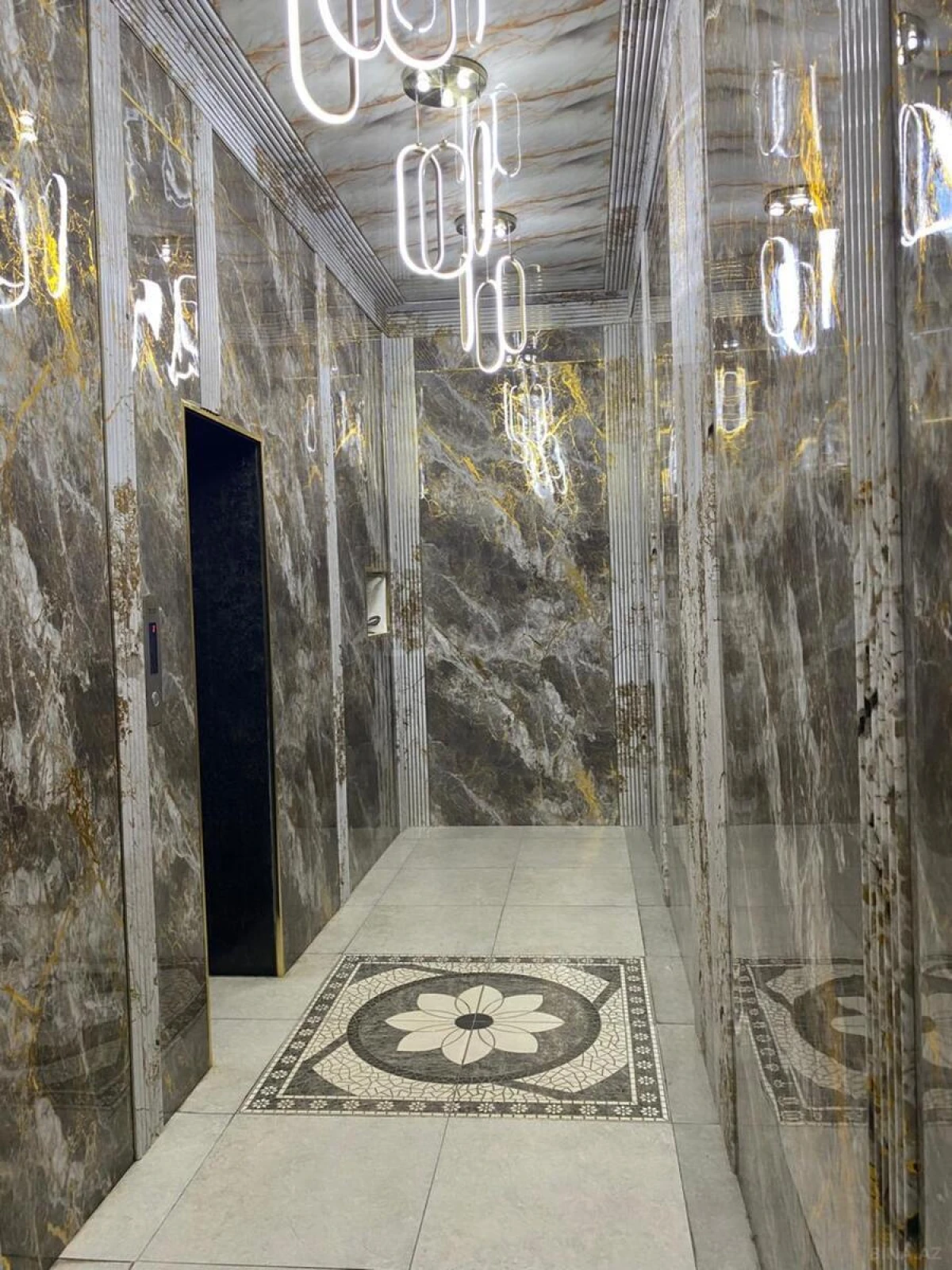 Kirayə verilir 2 otaqlı mənzil 65 m²