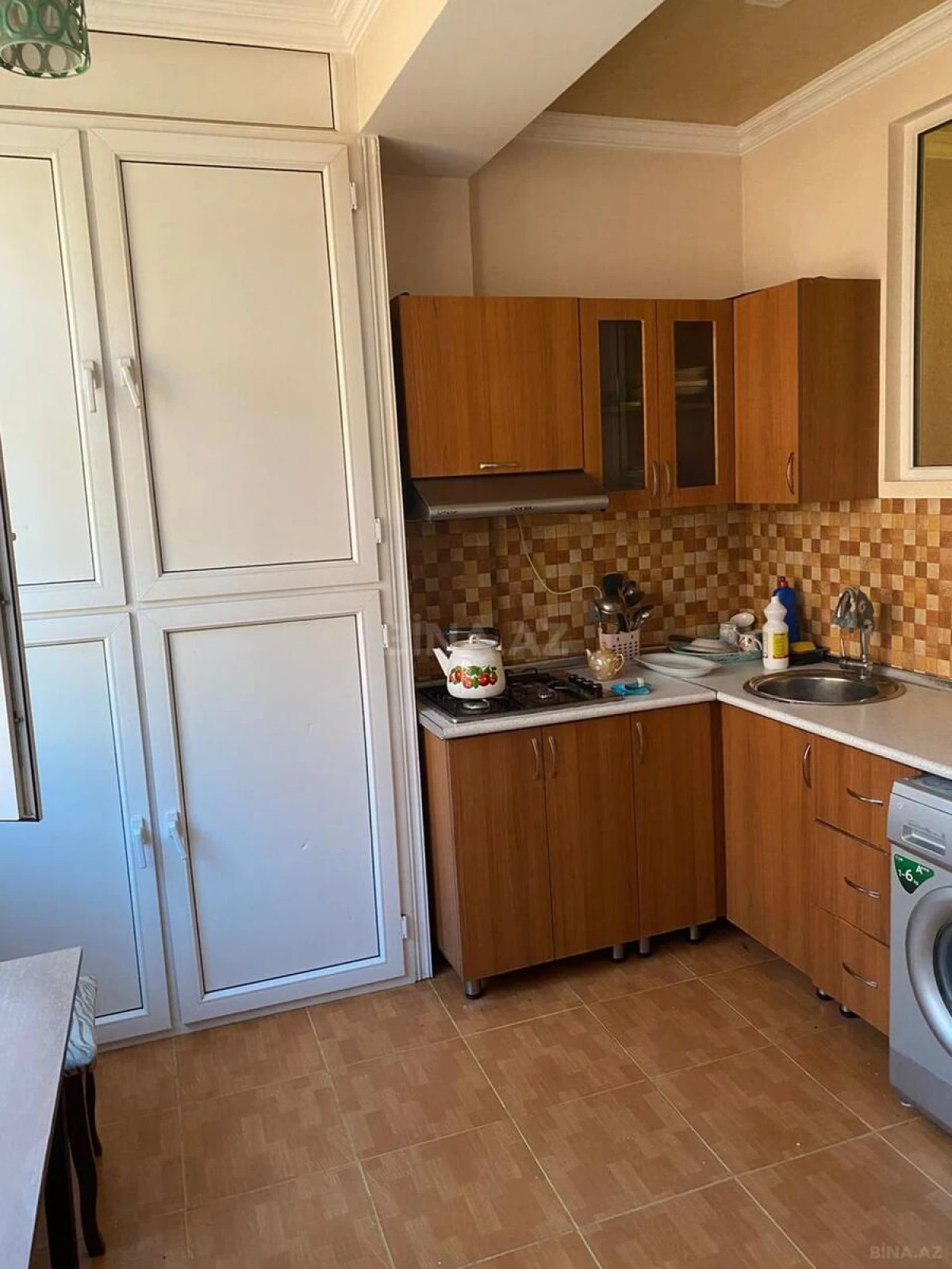 Kirayə verilir 2 otaqlı mənzil 65 m²