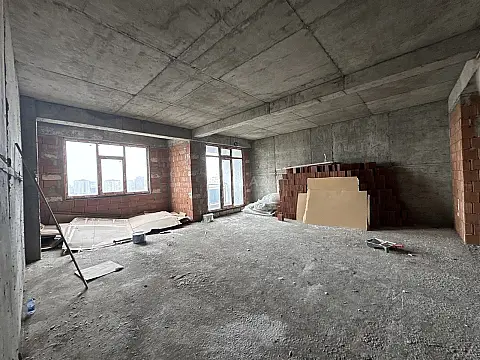 Satılır 3 otaqlı mənzil 110 m²