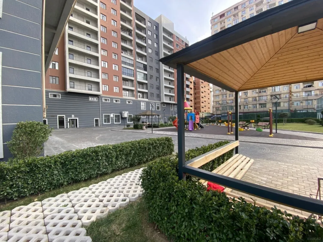 Satılır 3 otaqlı mənzil 110 m²