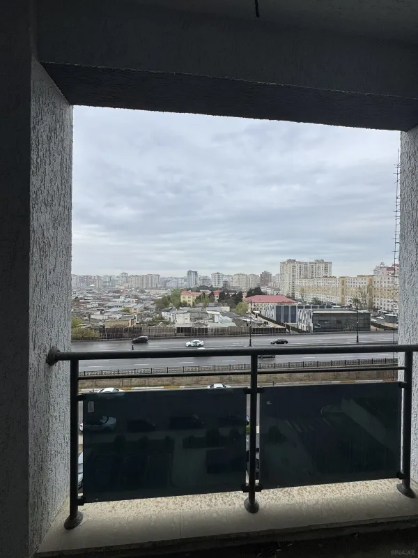 Satılır 3 otaqlı mənzil 110 m²